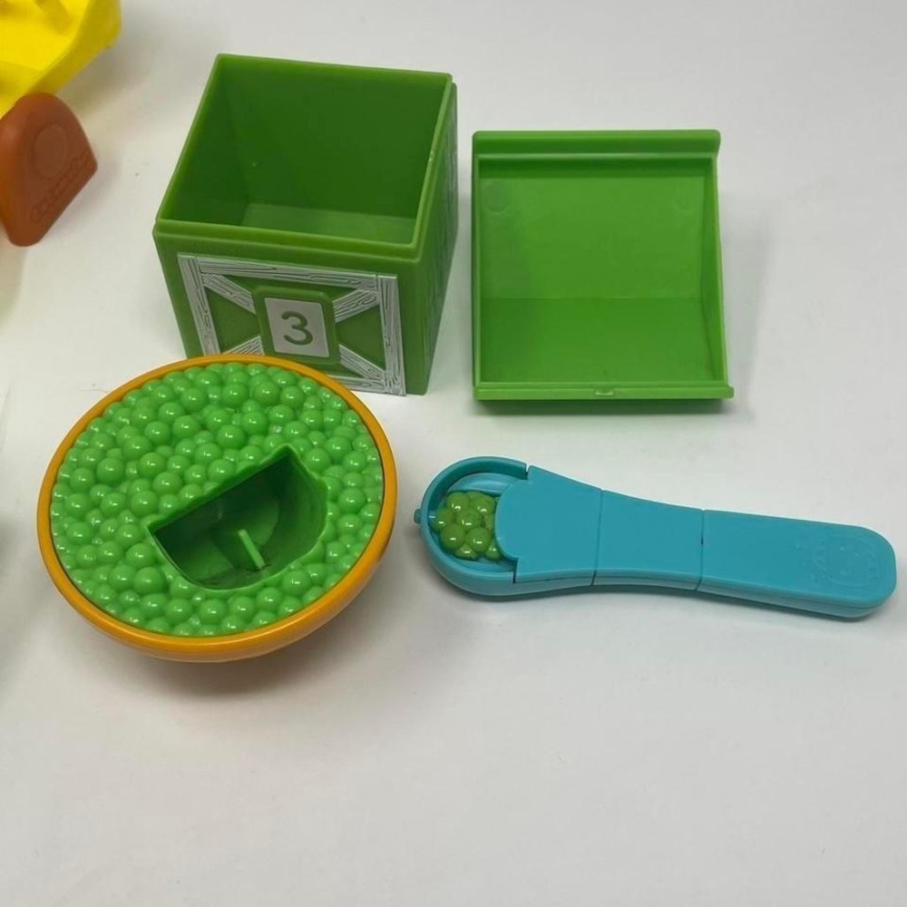 Cocomelon figures and accessories toy bundle - Picture 8 of 8
